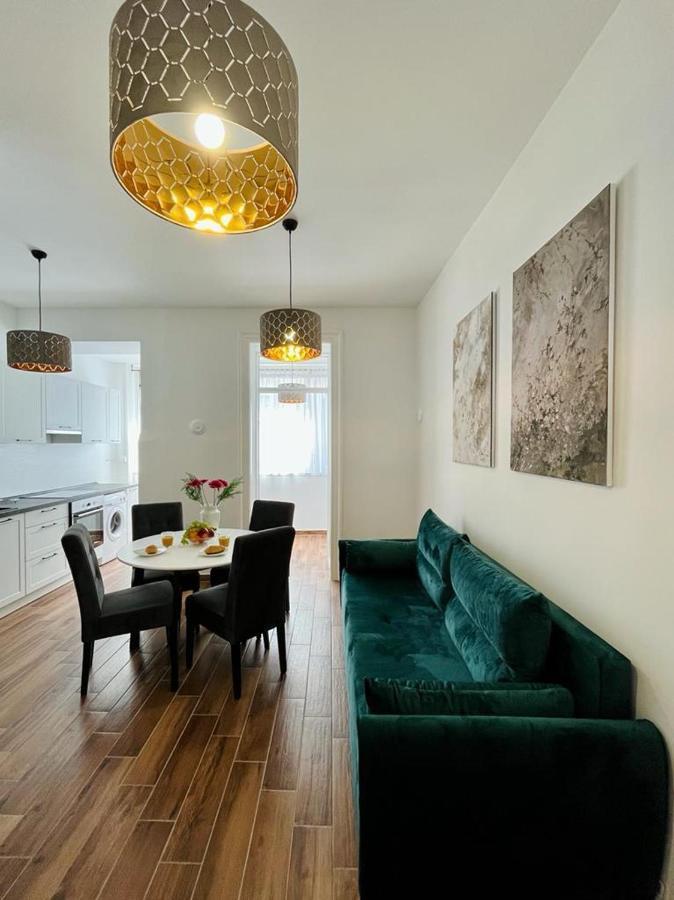 Lux Apartmans Pula Luaran gambar
